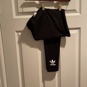 EUC Adidas Trefoil Legging, sz S